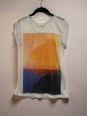 Zara Women’s Graphic Tee